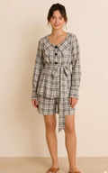 Check pleated shorts