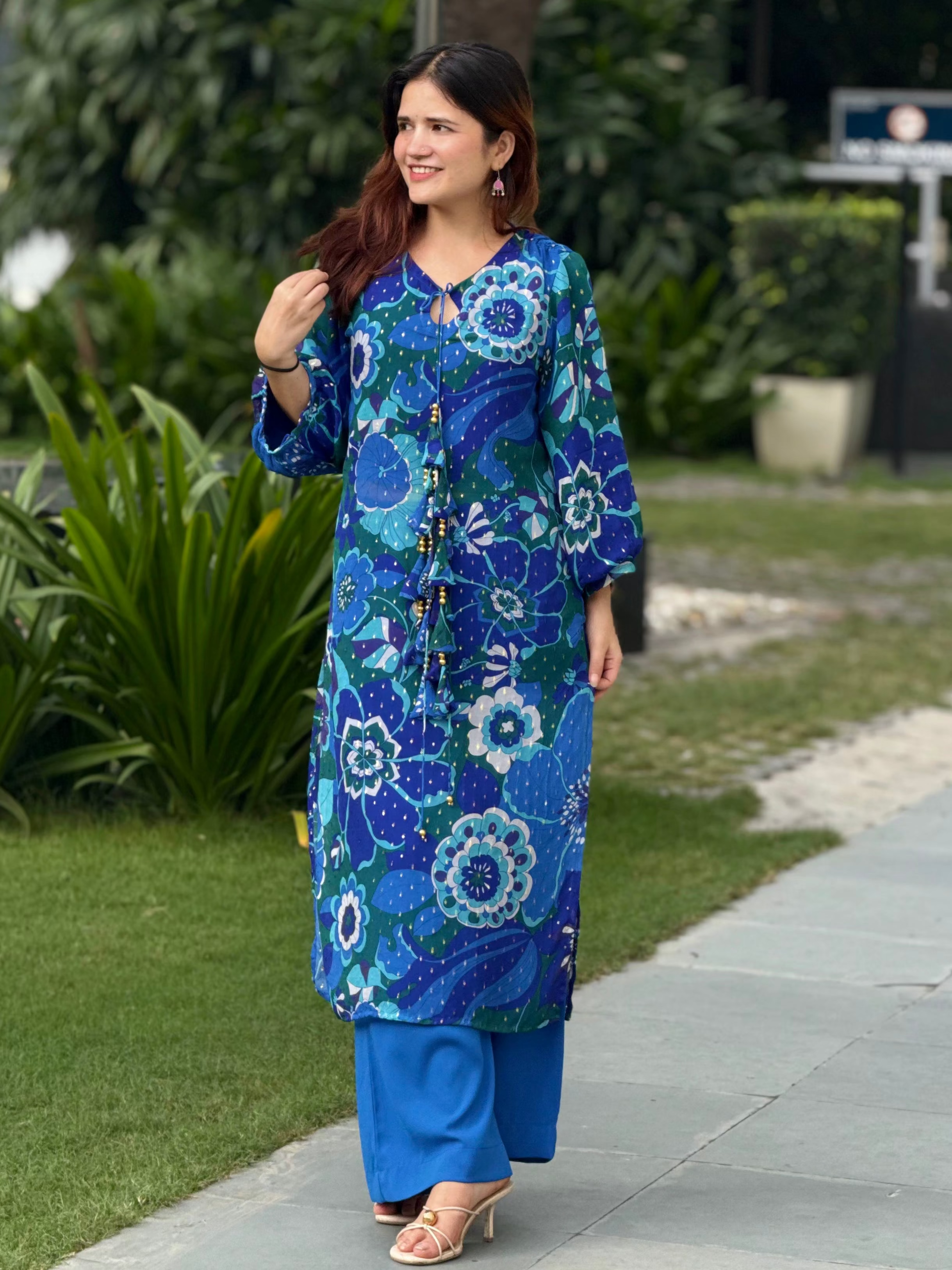 Blooming blue suit set